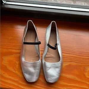 Madewell Silver Greta Flat - size 8